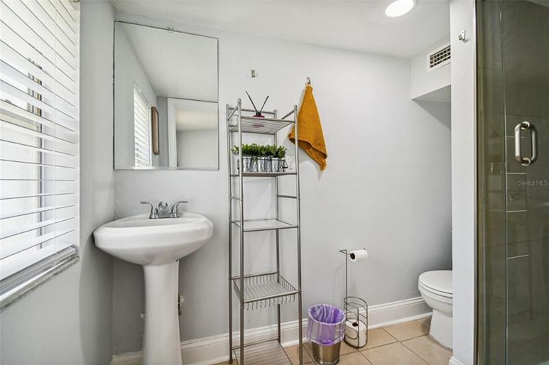 Furnished Finder property 496384_1 photo 11
