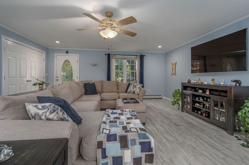 Furnished Finder property 496392_1 photo 25