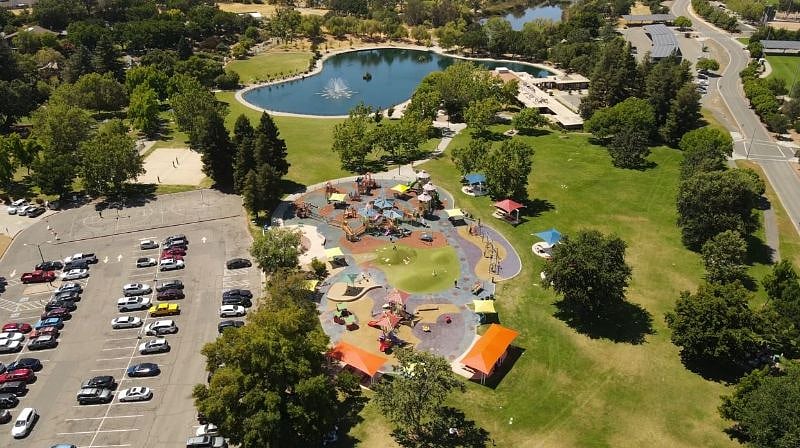 Heather Farms park is just steps from your front door with flower gardens, nature preserves, playgrounds, sporting fields, public pool, Tennis & Golf Courses!