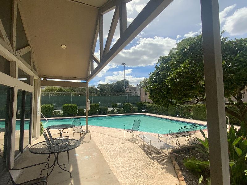 Furnished Finder property 496553_1 photo 9