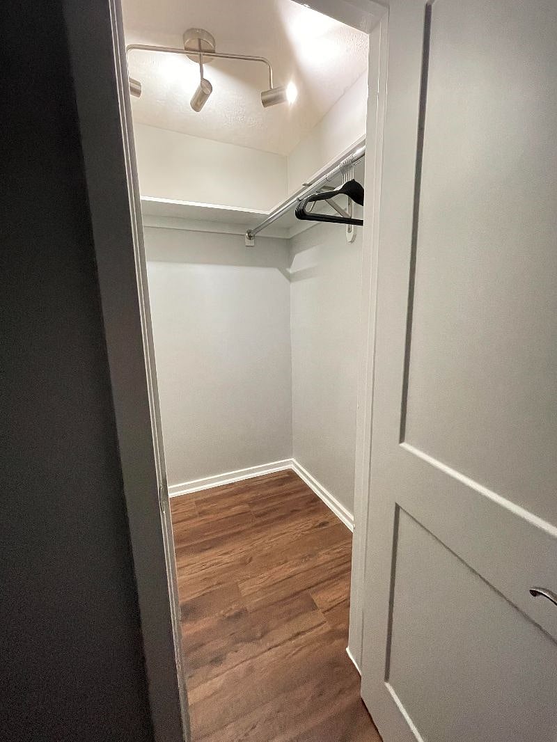 Furnished Finder property 496570_1 photo 9
