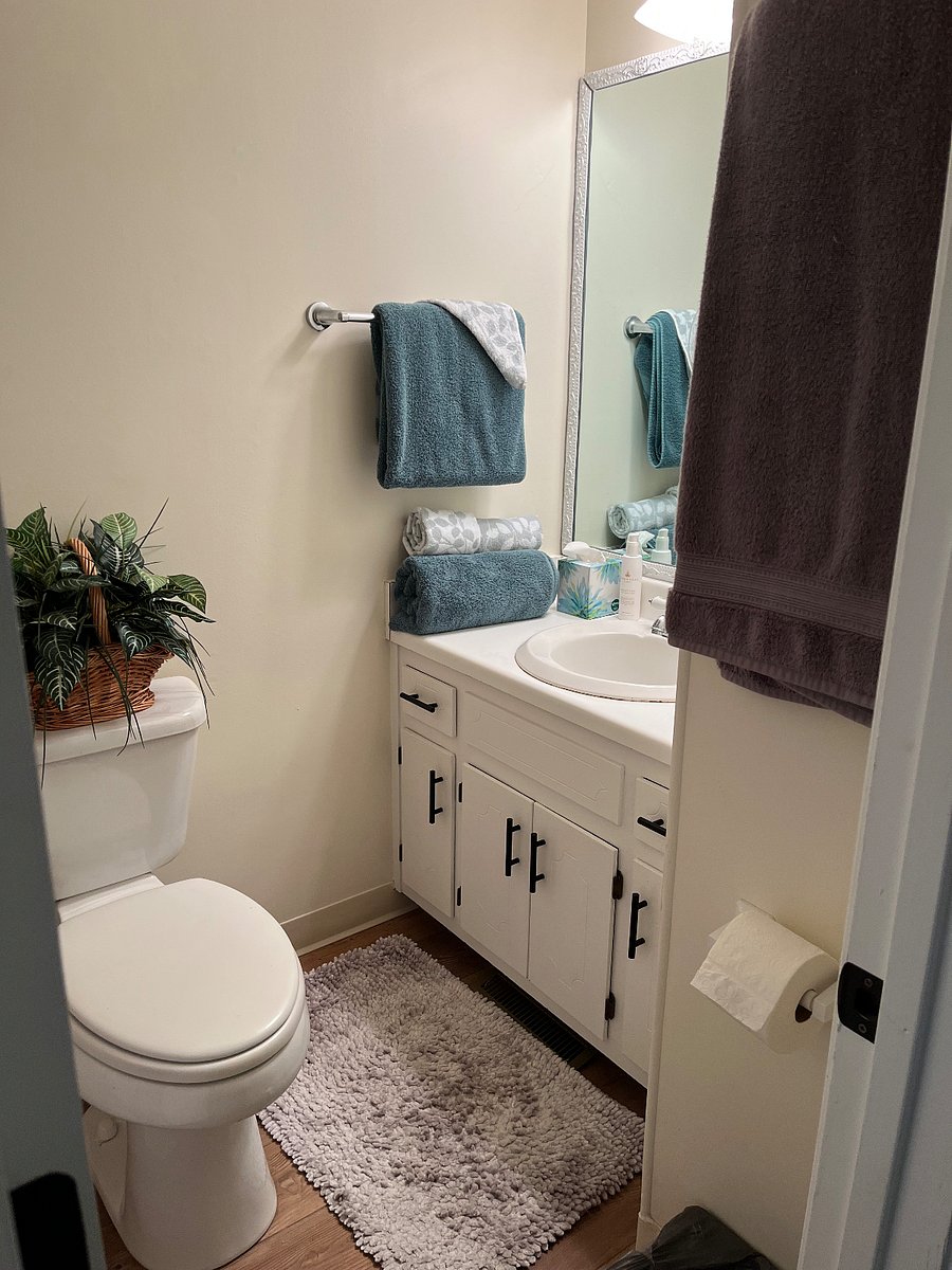 Shared Bathroom 