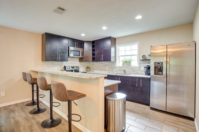 Furnished Finder property 496592_1 photo 8