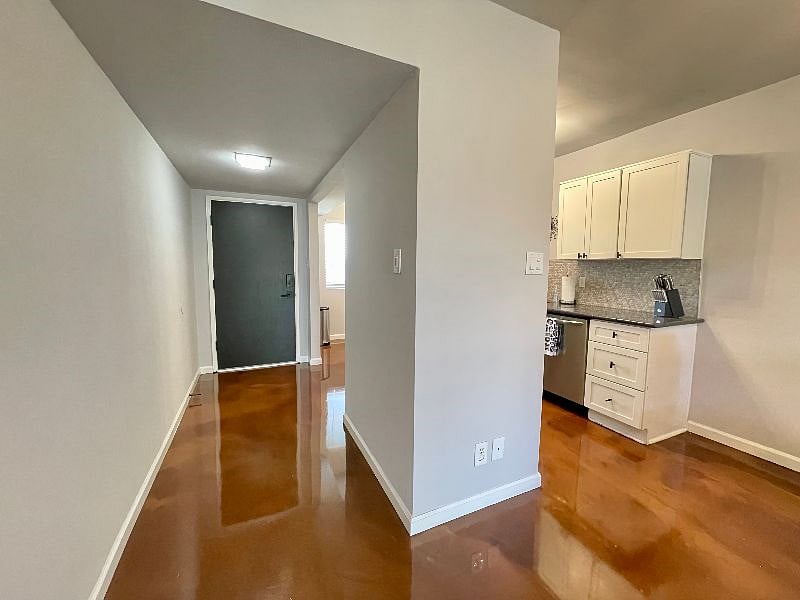 Furnished Finder property 496603_1 photo 31