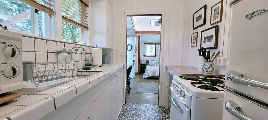Furnished Finder property 496692_1 photo 11