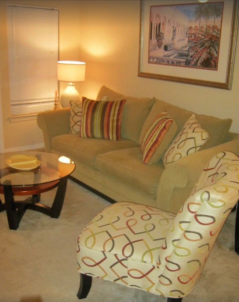 Furnished Finder property 496714_1 photo 2