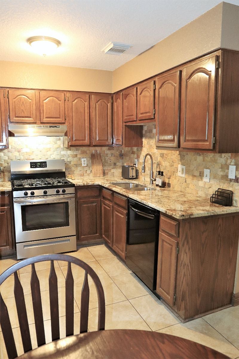 Furnished Finder property 496836_1 photo 14