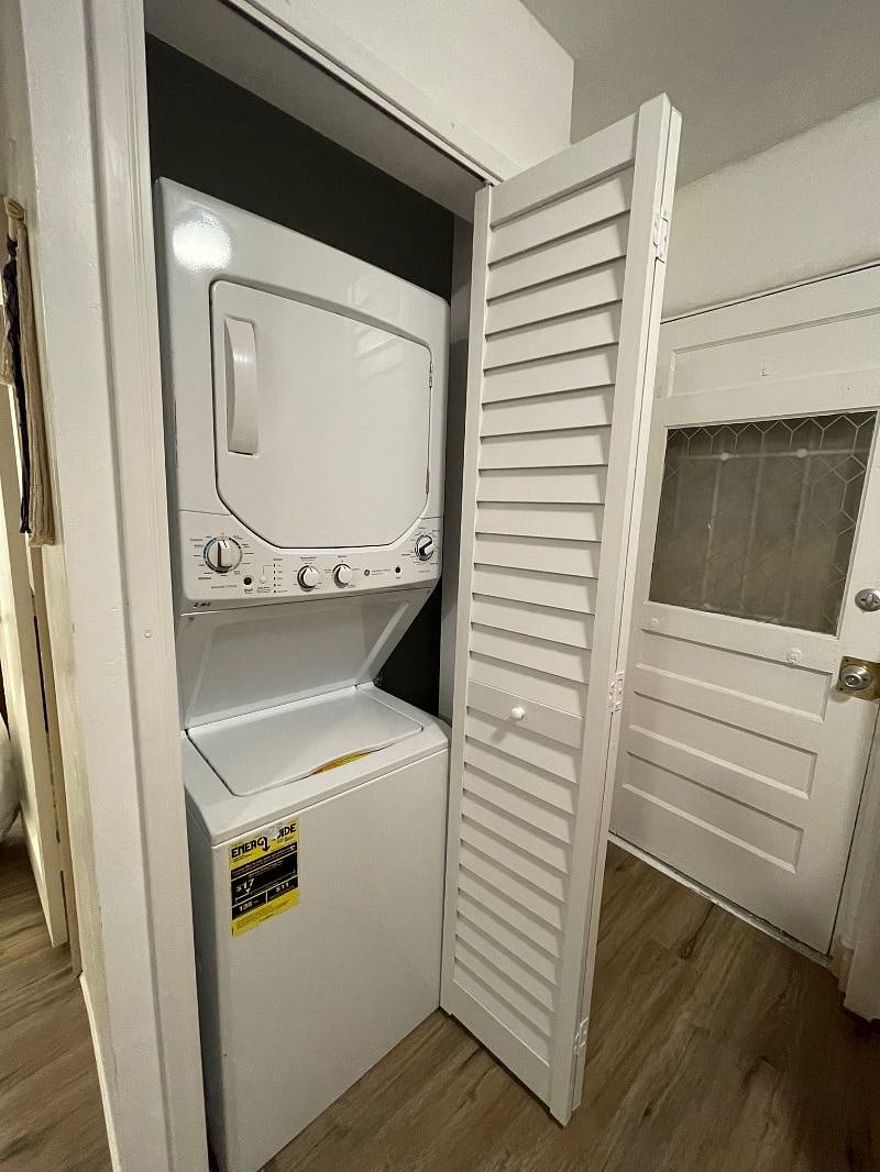 Stacked Washer/Dryer