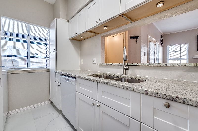 Furnished Finder property 496937_1 photo 8
