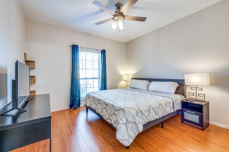 Furnished Finder property 496937_1 photo 9
