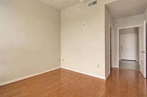 Furnished Finder property 496974_1 photo 17