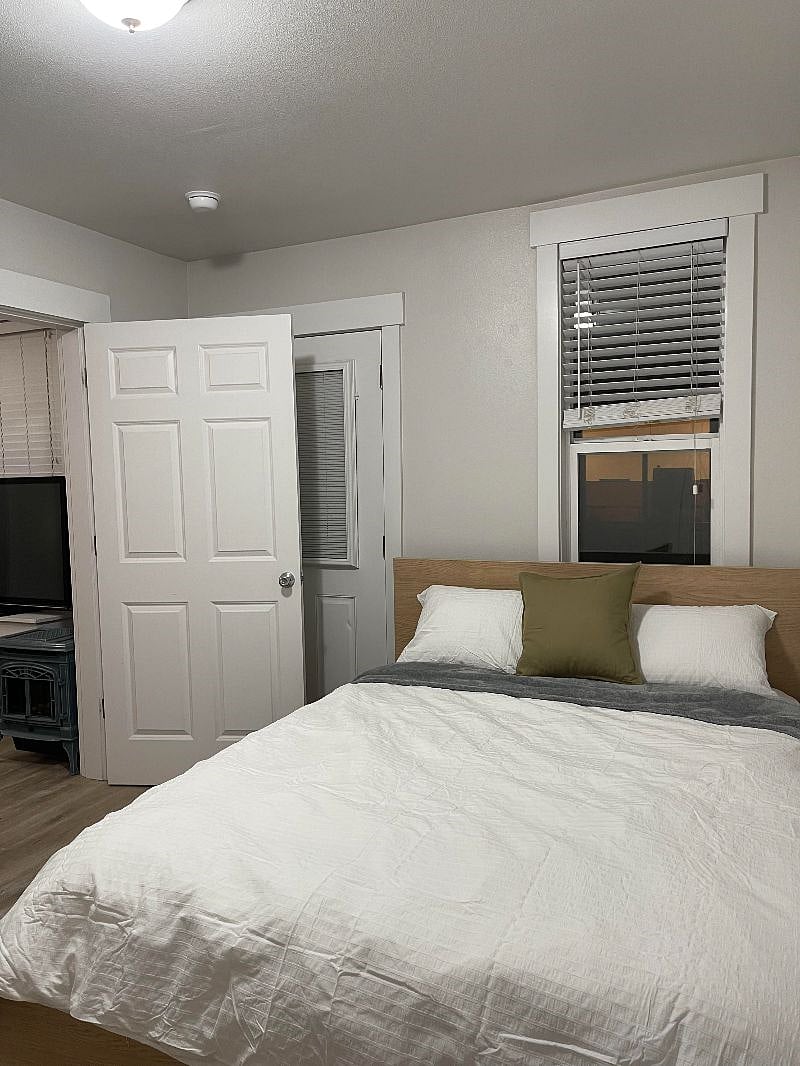 Furnished Finder property 497002_1 photo 10