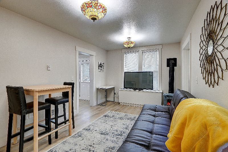 Furnished Finder property 497002_1 photo 5