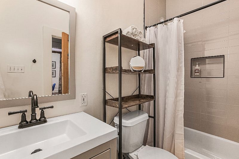 Furnished Finder property 497013_1 photo 15