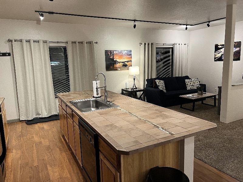 Furnished Finder property 497049_1 photo 9