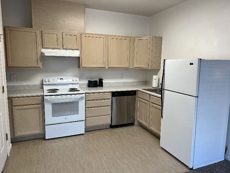 Furnished Finder property 497049_2 photo 4