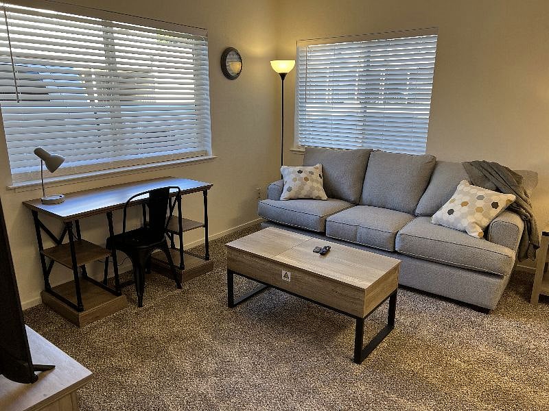 Furnished Finder property 497049_2 photo 3