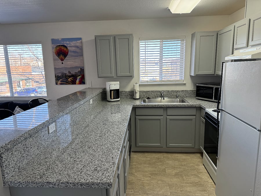 Furnished Finder property 497049_3 photo 6