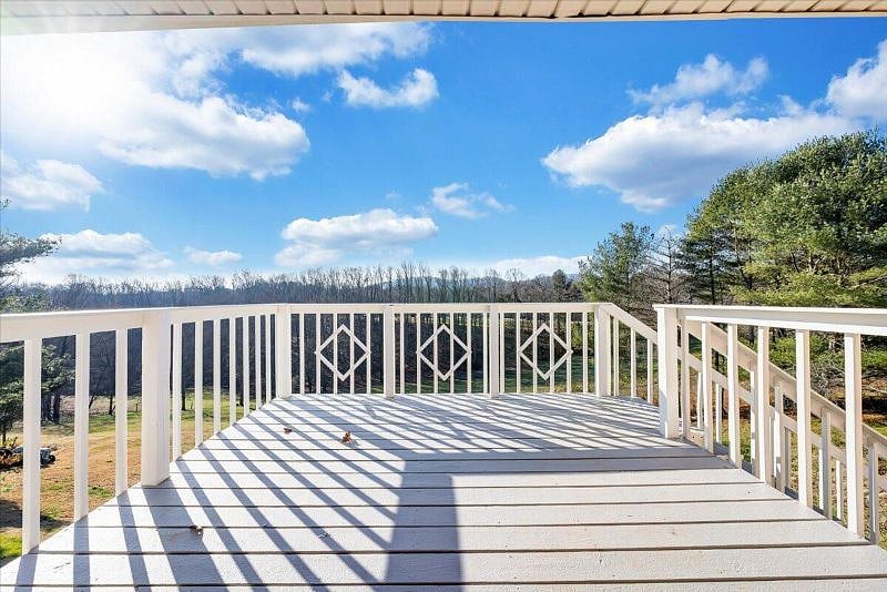 Furnished Finder property 497136_1 photo 3