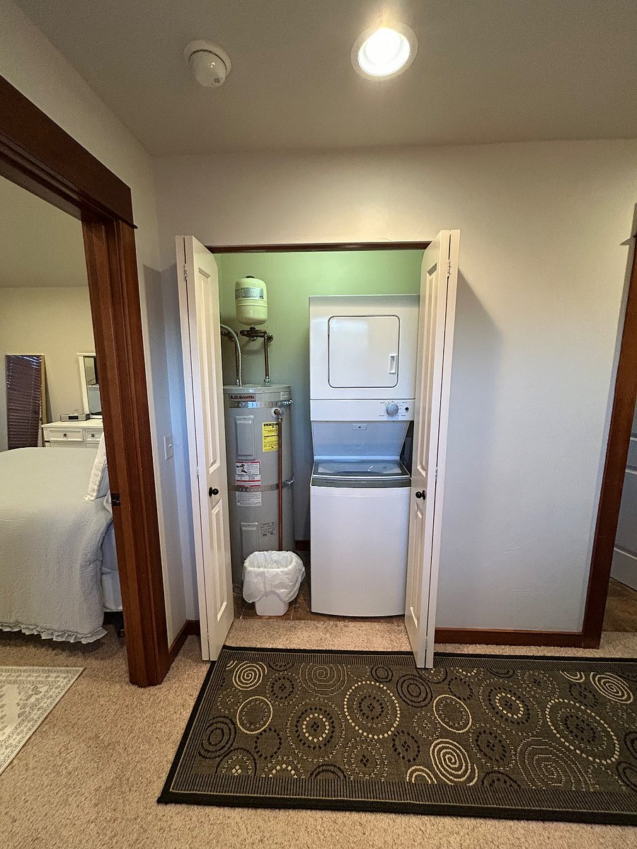 Furnished Finder property 497176_1 photo 12