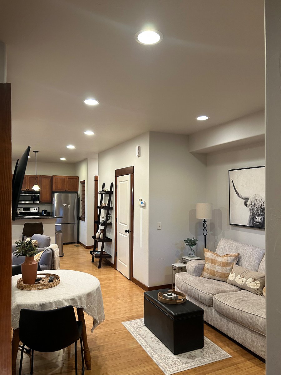 Furnished Finder property 497176_1 photo 3