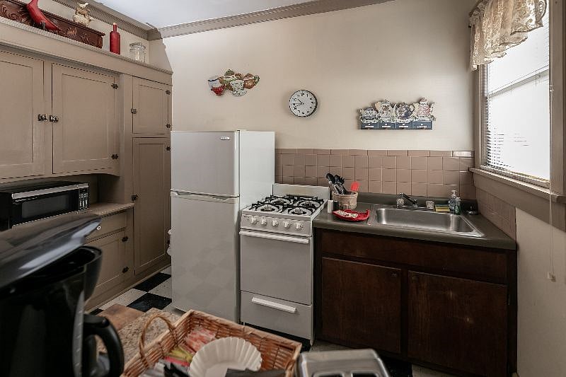 Furnished Finder property 497198_1 photo 16