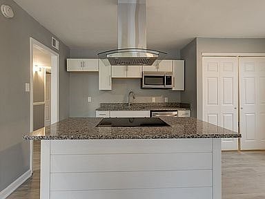 Furnished Finder property 497262_1 photo 5