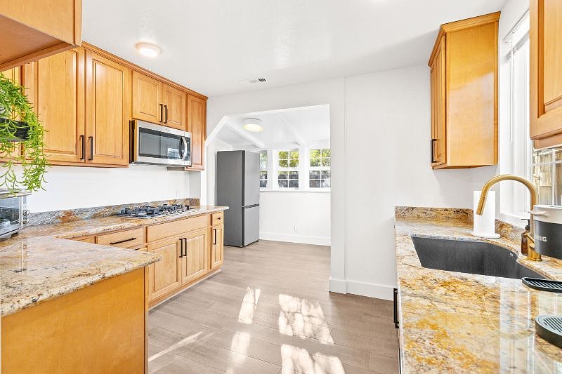 Furnished Finder property 497286_2 photo 13