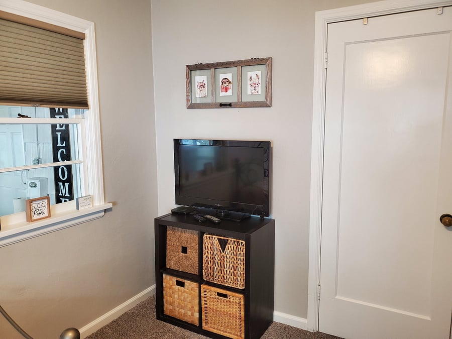 3rd bedroom tv