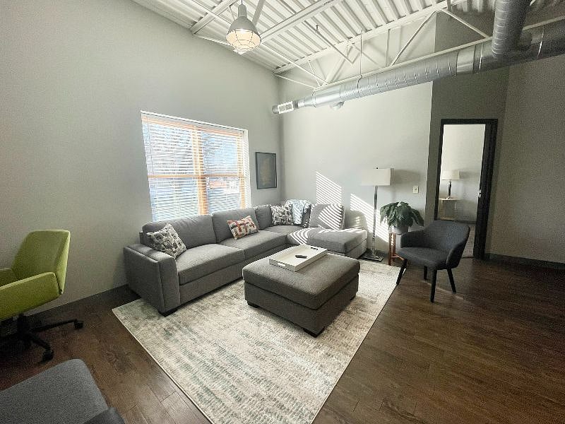 Furnished Finder property 497309_1 photo 6