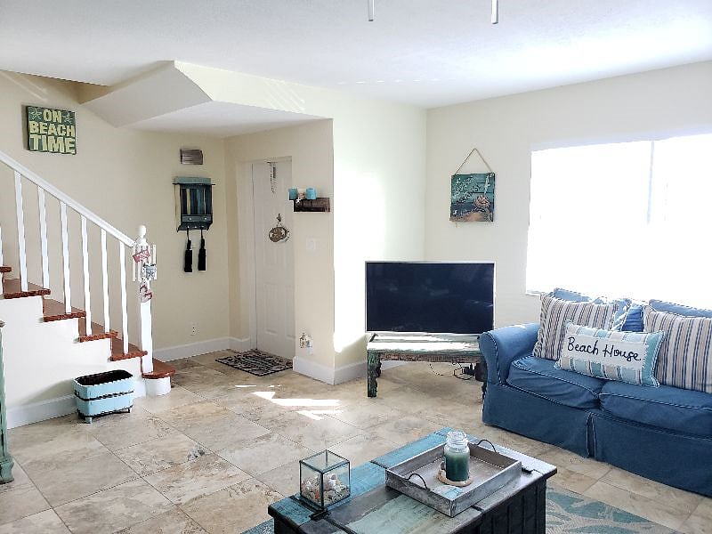 Furnished Finder property 497415_1 photo 3