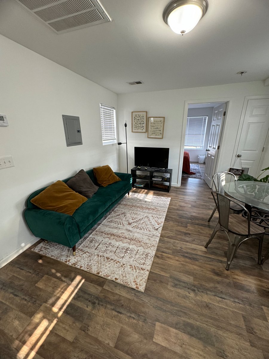 Furnished Finder property 497419_1 photo 4