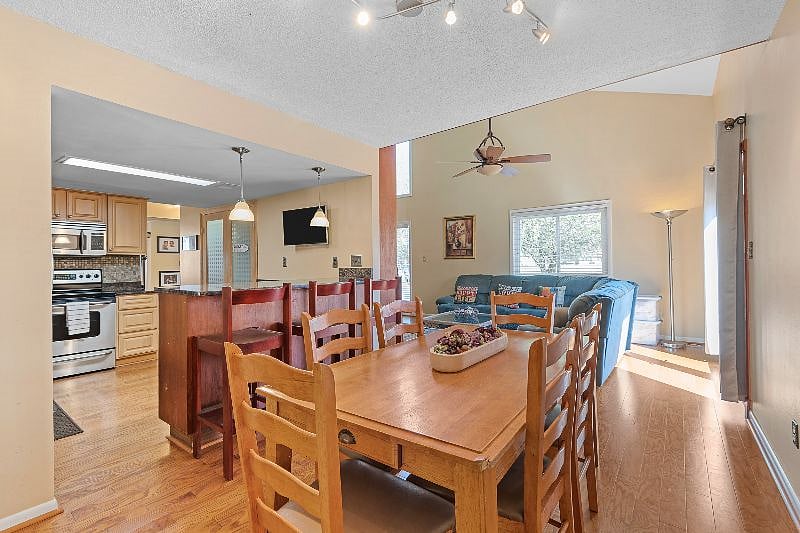 Furnished Finder property 497548_1 photo 4