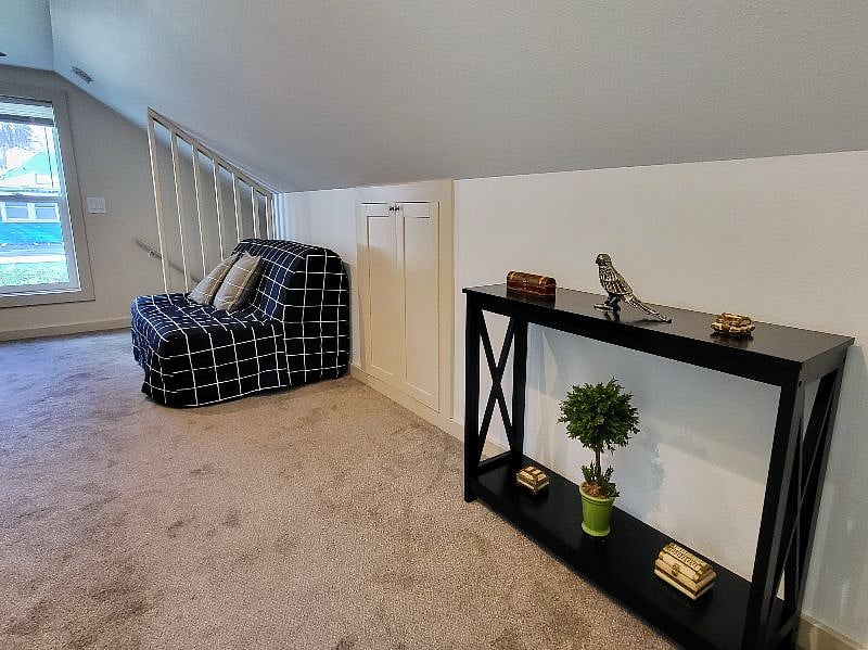 Private den