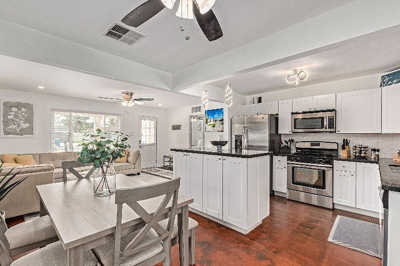 Furnished Finder property 497670_1 photo 10