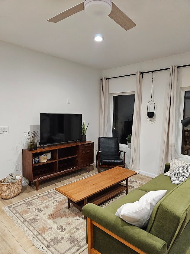 Furnished Finder property 497686_1 photo 3