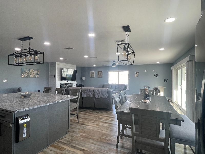 Furnished Finder property 497702_1 photo 21