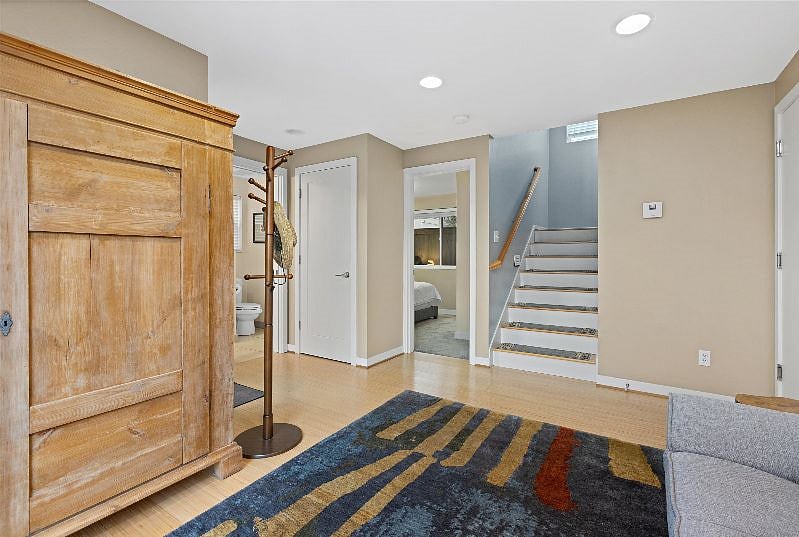 Furnished Finder property 497719_1 photo 3