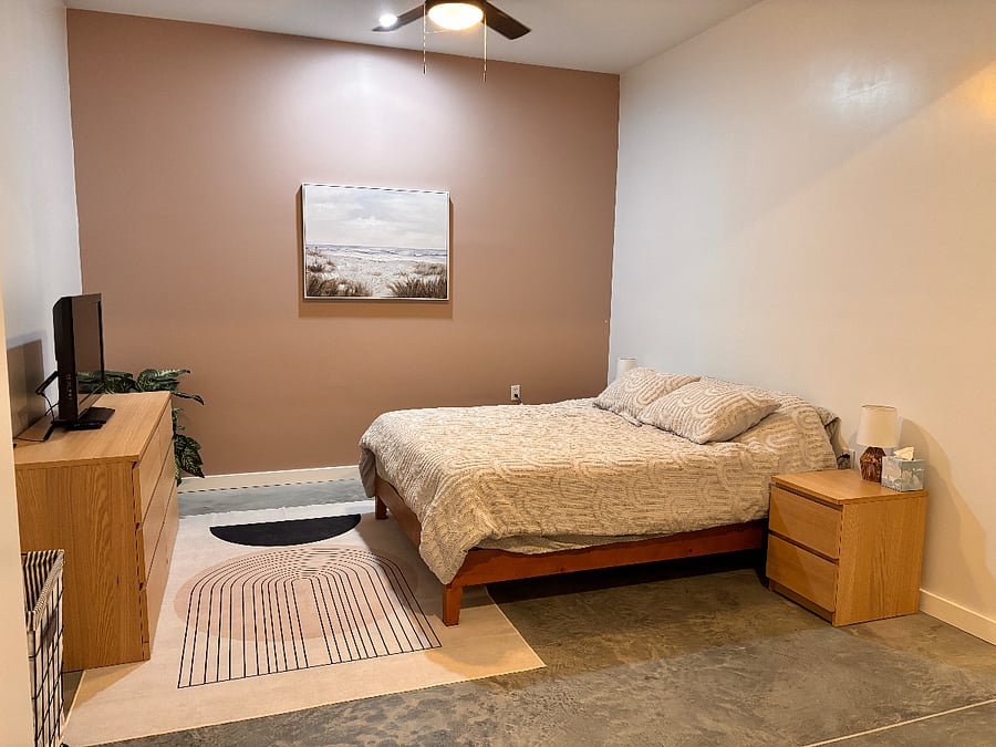 Queen bedroom
