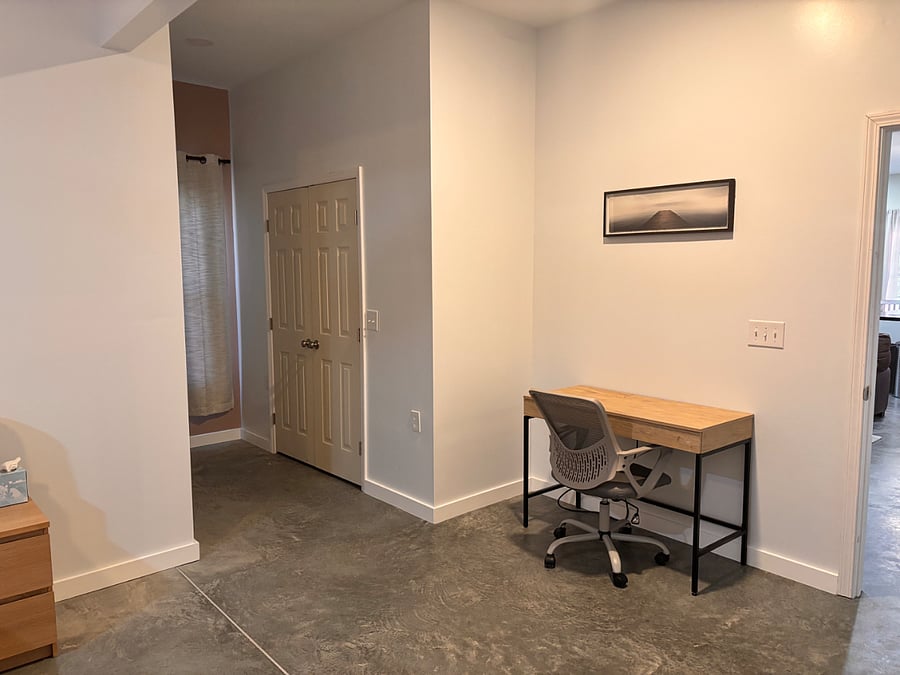 Queen bedroom