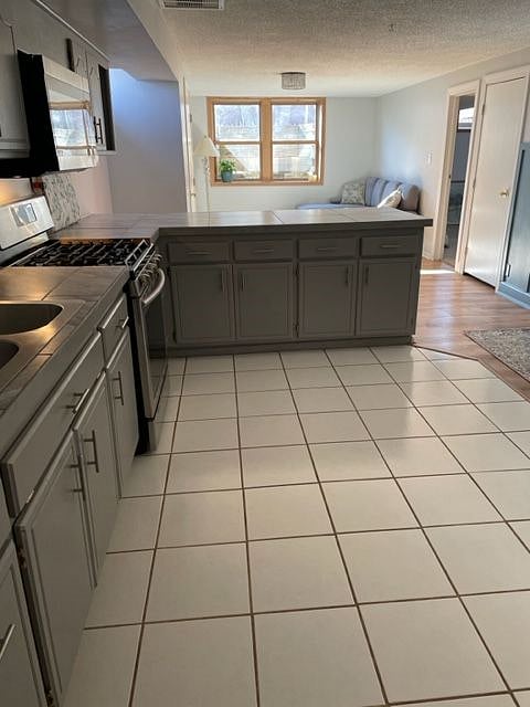 Furnished Finder property 497826_1 photo 3