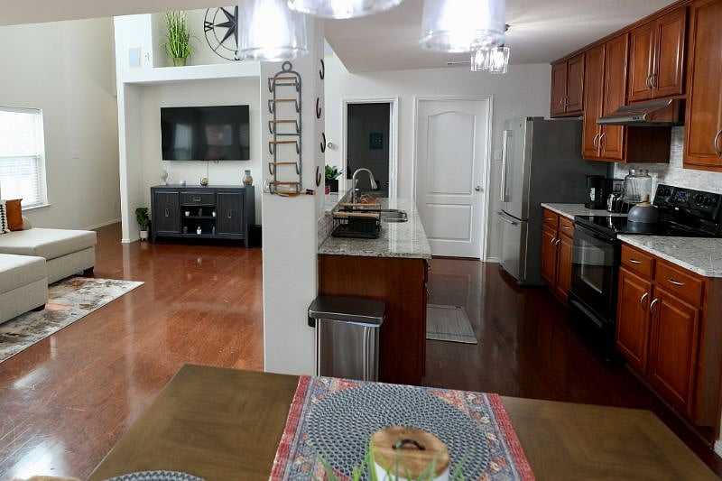 Furnished Finder property 497846_1 photo 8