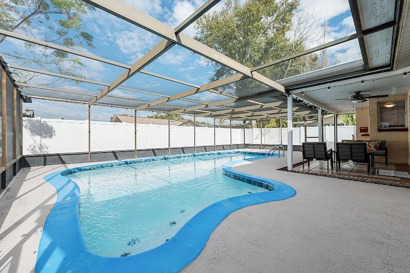 Furnished Finder property 497893_1 photo 27