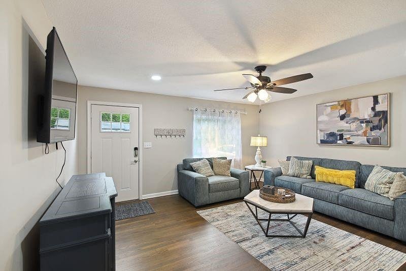 Furnished Finder property 497900_1 photo 4