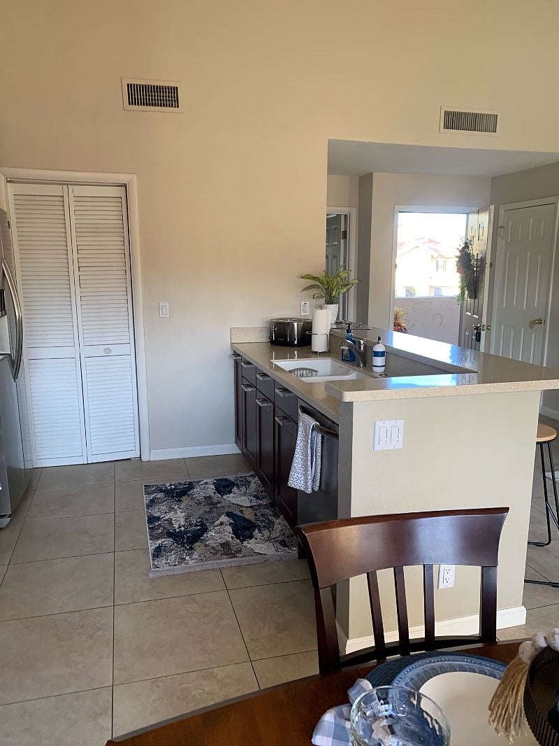 Furnished Finder property 497912_1 photo 6