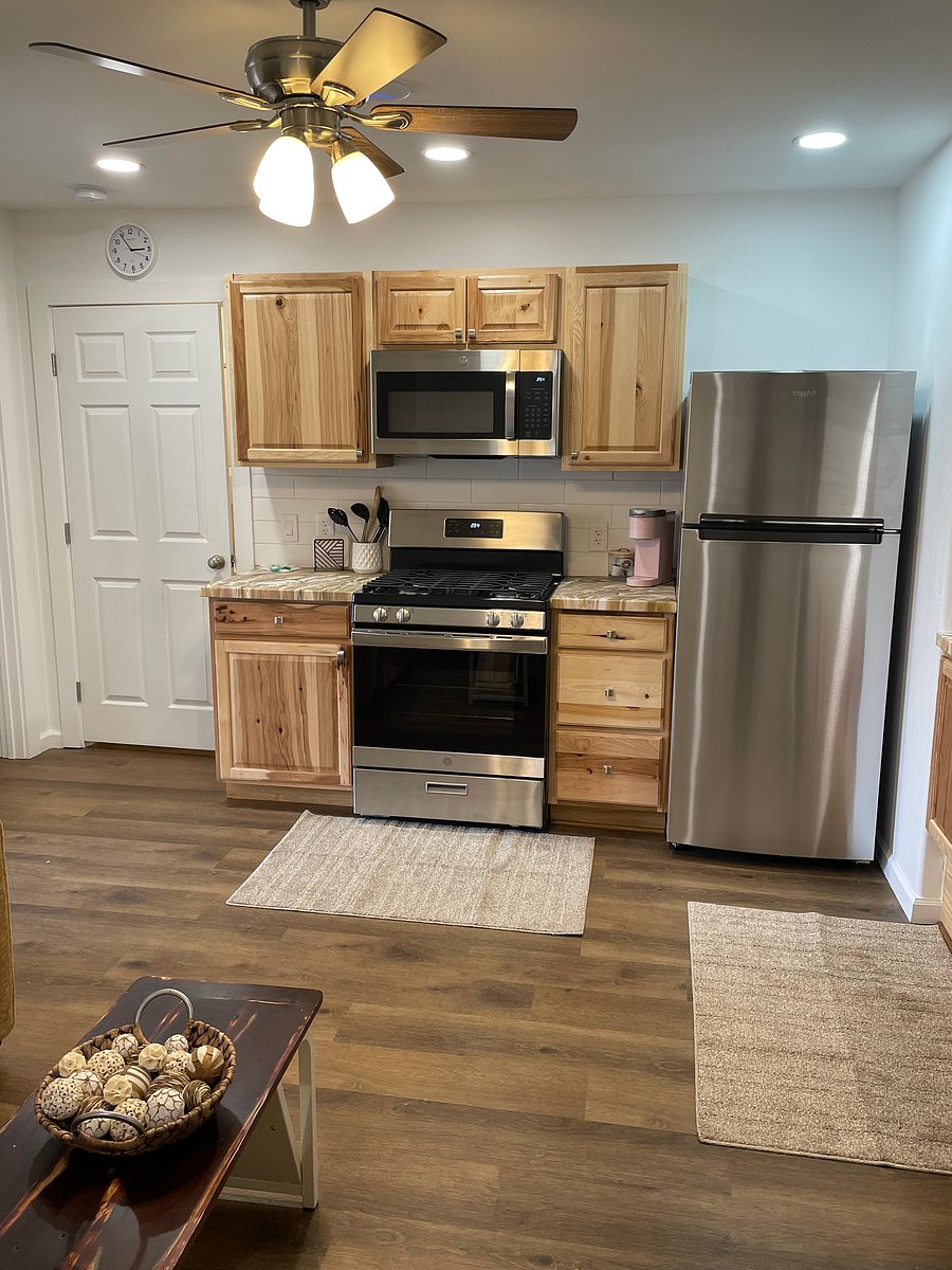 Furnished Finder property 498009_1 photo 3