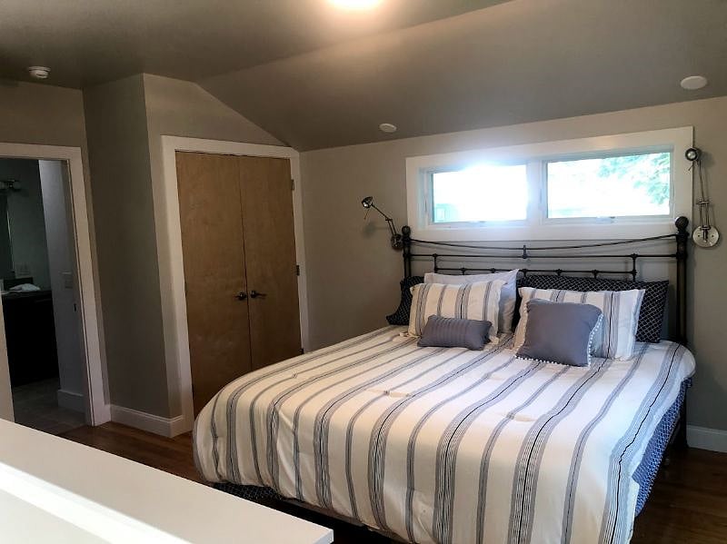 Furnished Finder property 498018_1 photo 8