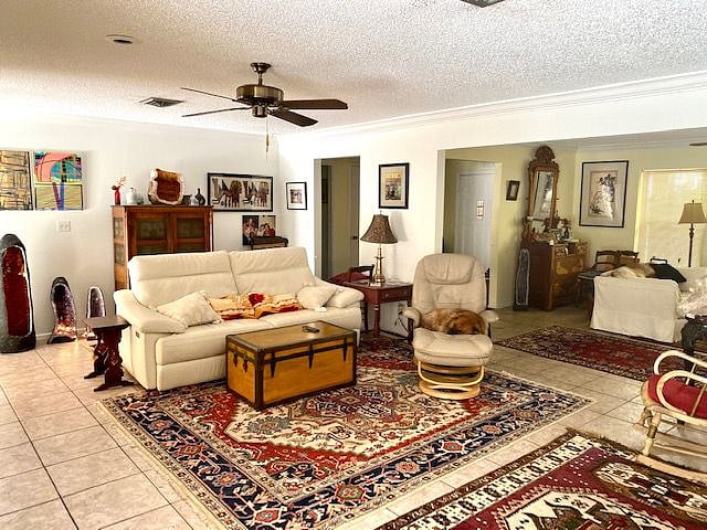 Furnished Finder property 498025_1 photo 3