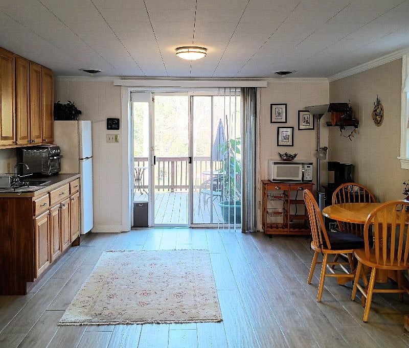 Sunny kitchen.