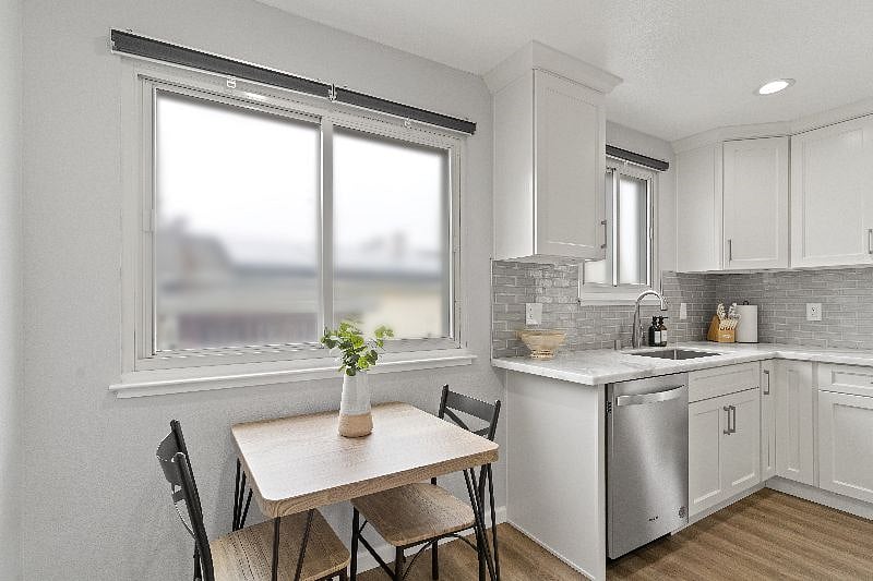 Furnished Finder property 498110_1 photo 12